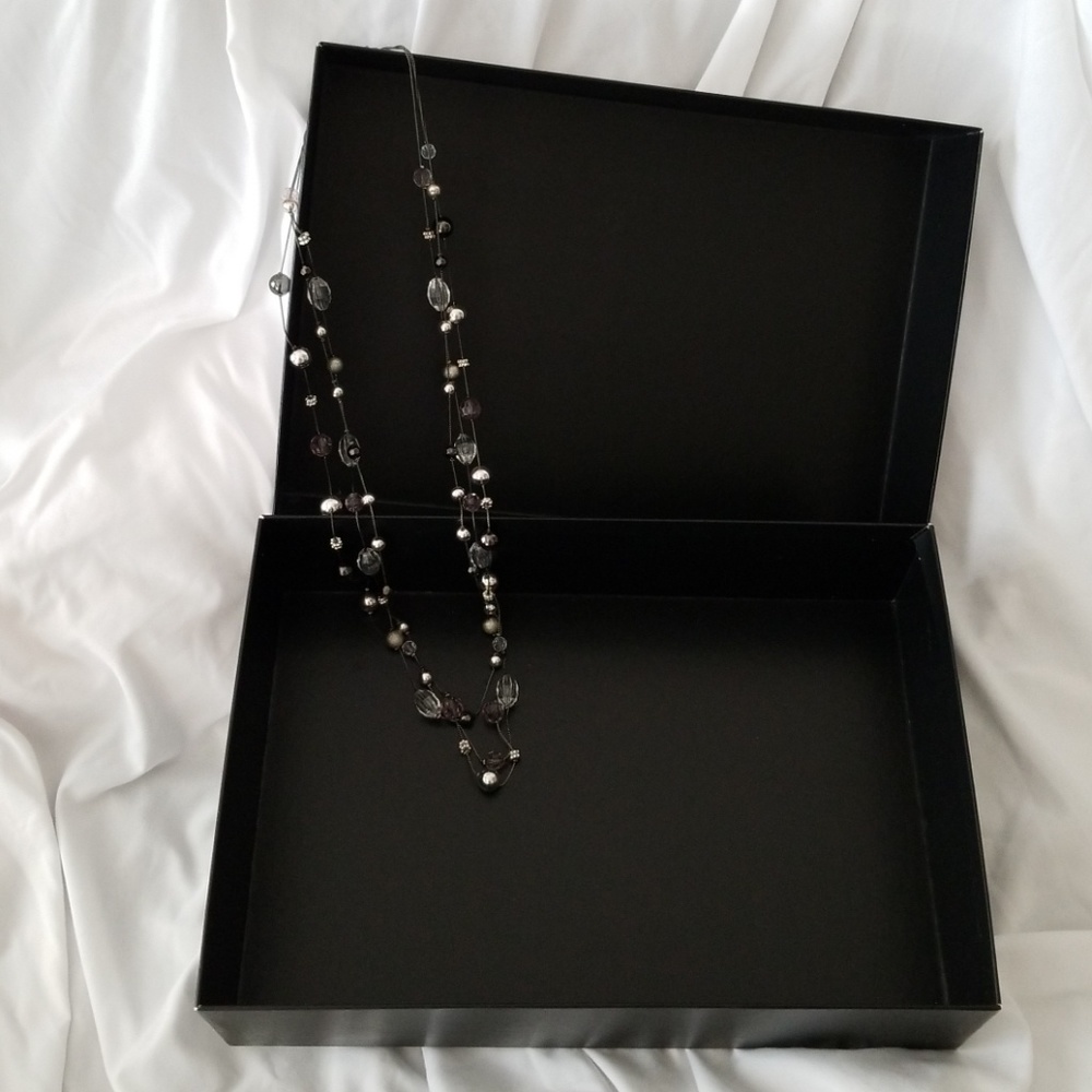 2 CHANEL Keepsake boxes $50 - Picture 6 of 8